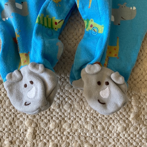 Carter’s Infant Footed Bodysuit Size 3 Month Blue w/Animal Theme - Picture 3 of 5